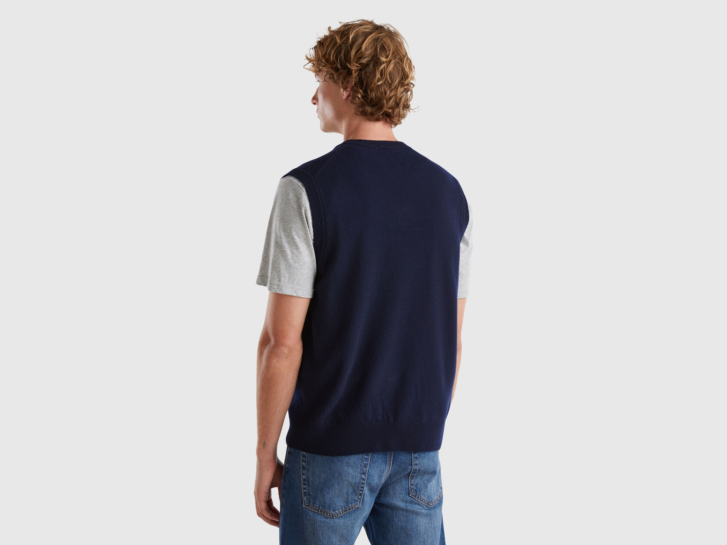 S/L V NECK SWEATER Men image number 2